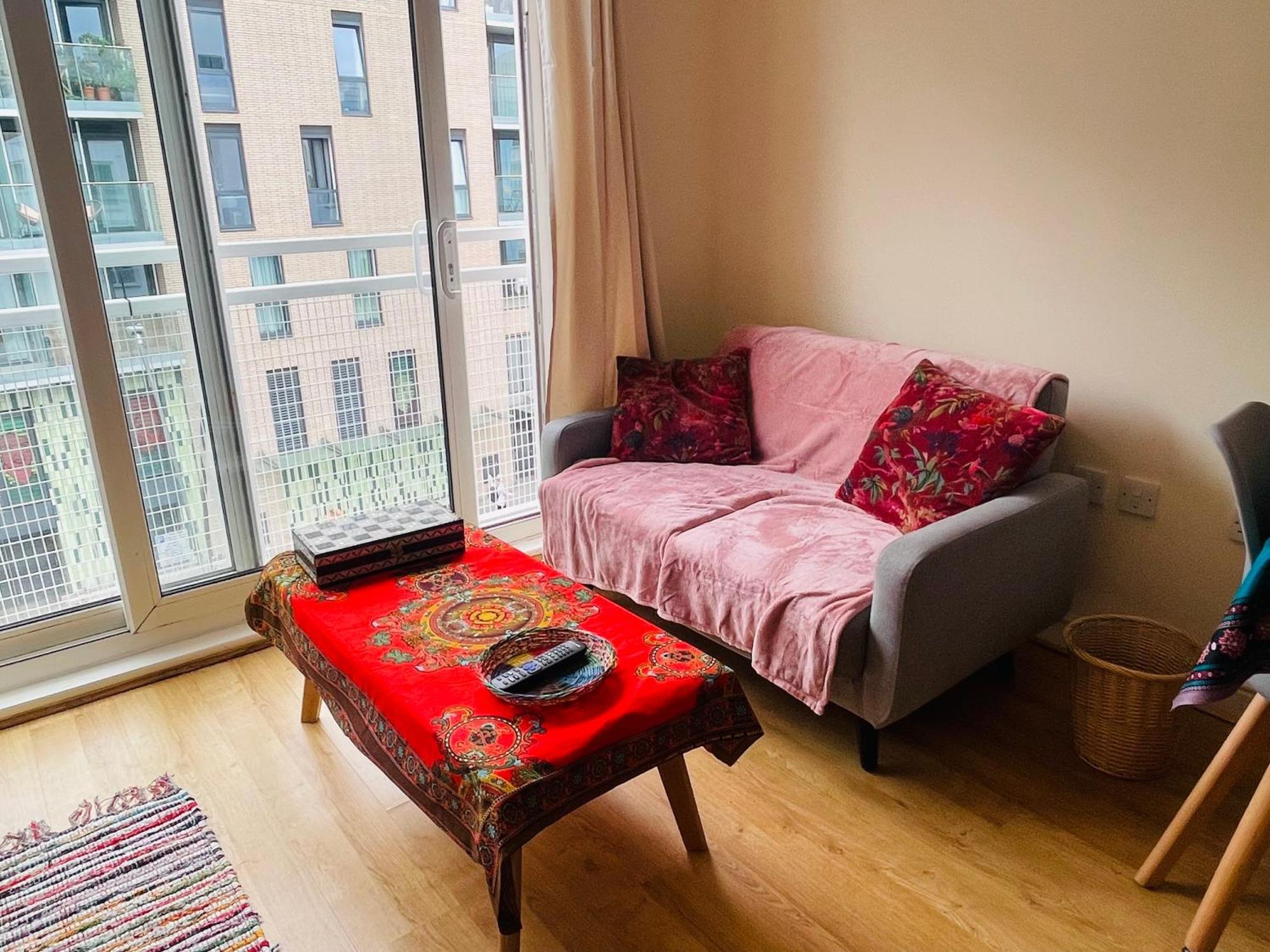 Bright Fun Relaxing Apartment In The Heart Of エプソム エクステリア 写真
