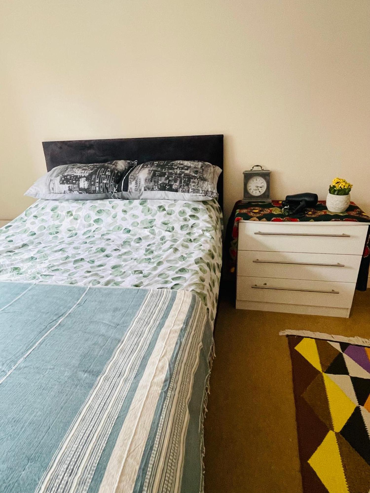 Bright Fun Relaxing Apartment In The Heart Of エプソム エクステリア 写真